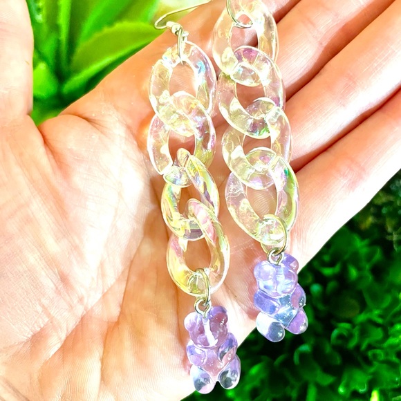 Acrylic Chain Link Gummy Bear Earrings - Picture 2 of 6